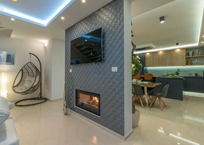 Emelie Μεντουλίν